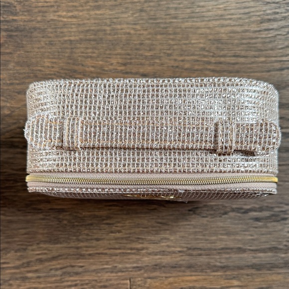 DIOR GOLD COSMETIC BAG - Picture 3 of 7